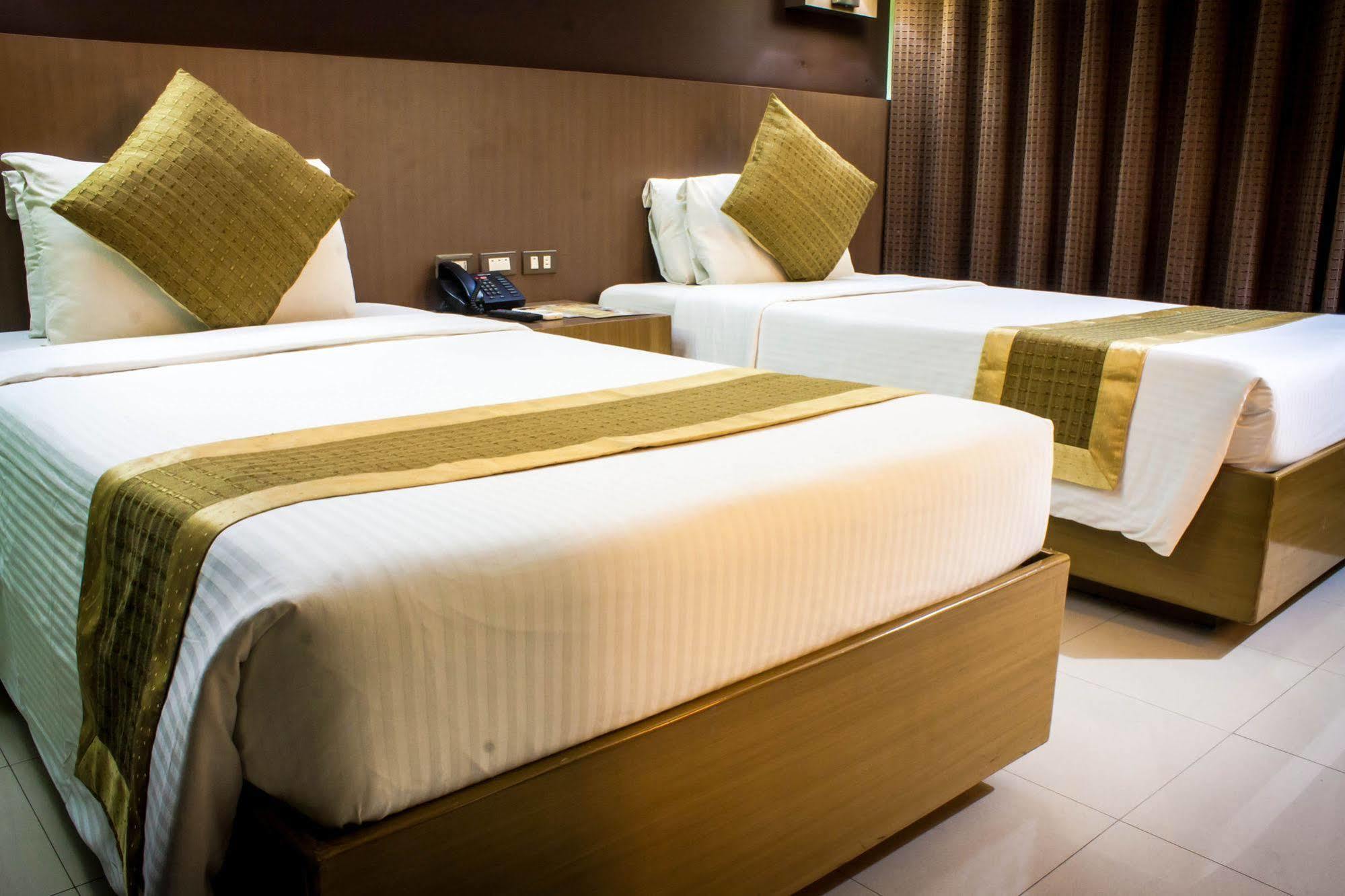 Manila Grand Opera Hotel Eksteriør billede